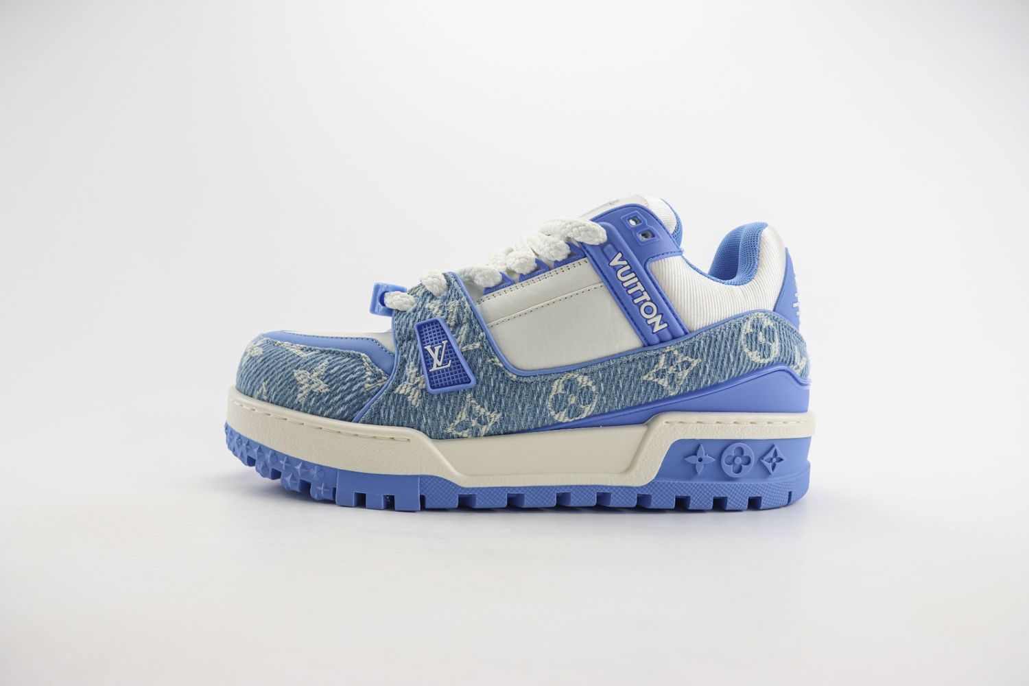 LV Trainer Maxi Sneaker