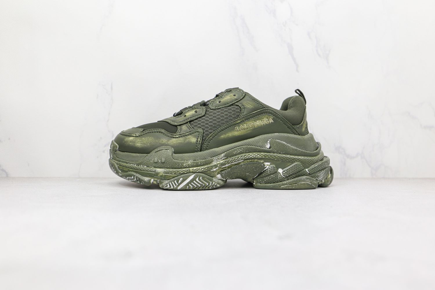 Balenciaga Triple S army green 