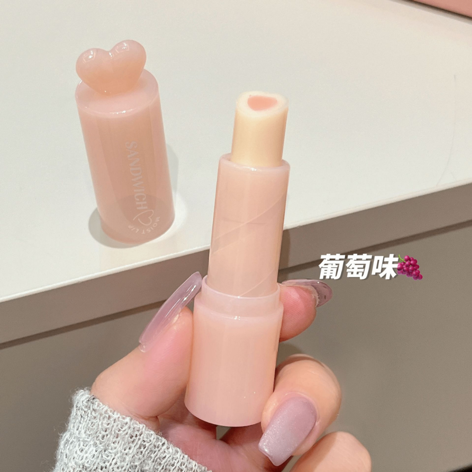 💄 Зүрхэн төвтэй өнгөт уруулын бальзам (Heart Core Lip Balm)