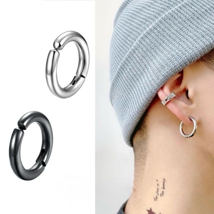 Эрэгтэй ээмэг