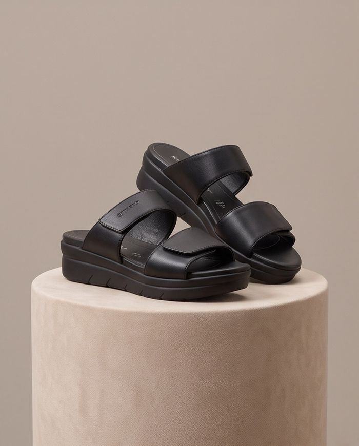 Stone fly Leather black