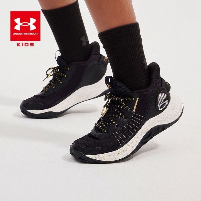 UNDER ARMOUR Пүүз