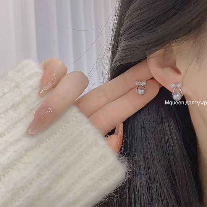 Гоёлын ээмэг  