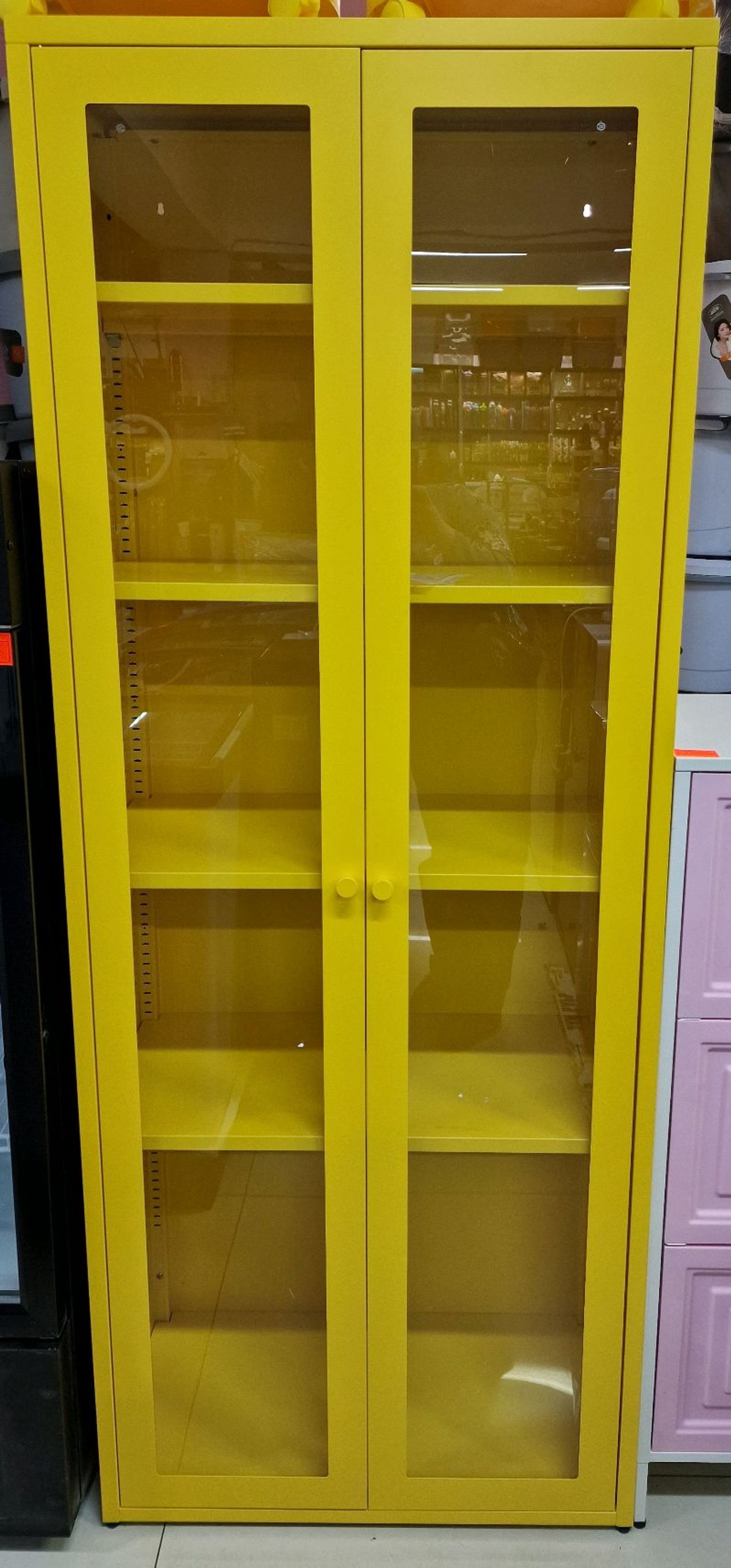 Төмөр шүүгээ 