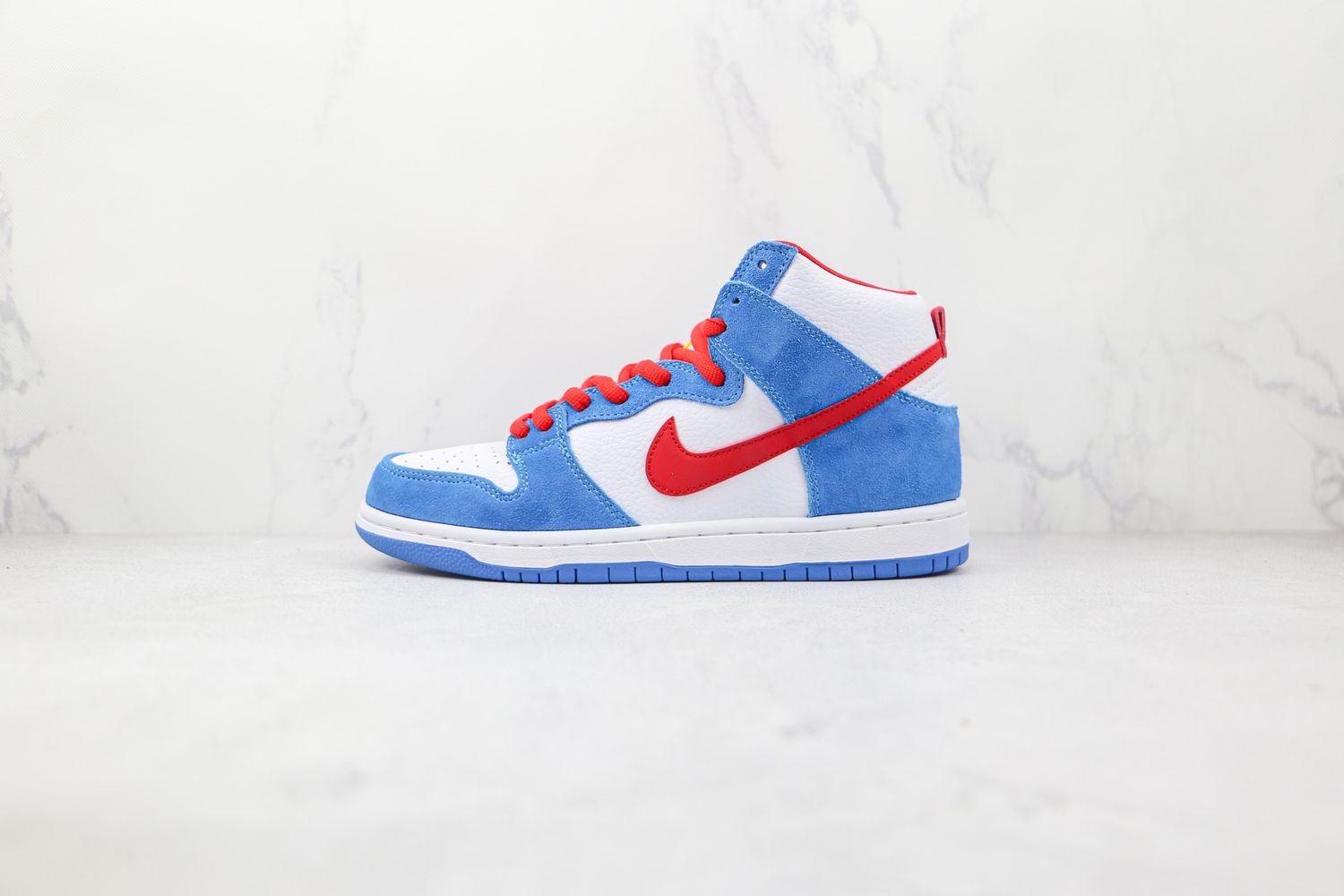 Nike SB Dunk High Doraemon