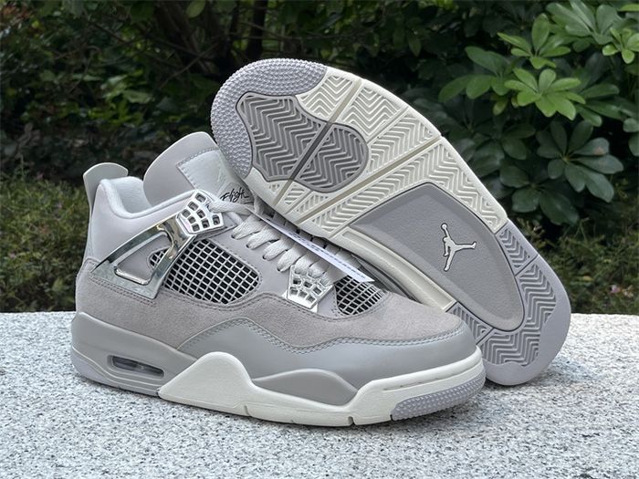 Air Jordan 4 Retro Frozen