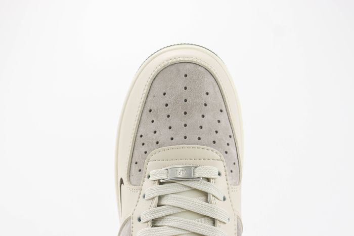 Nike Air Force 1 Low x Stussy 102