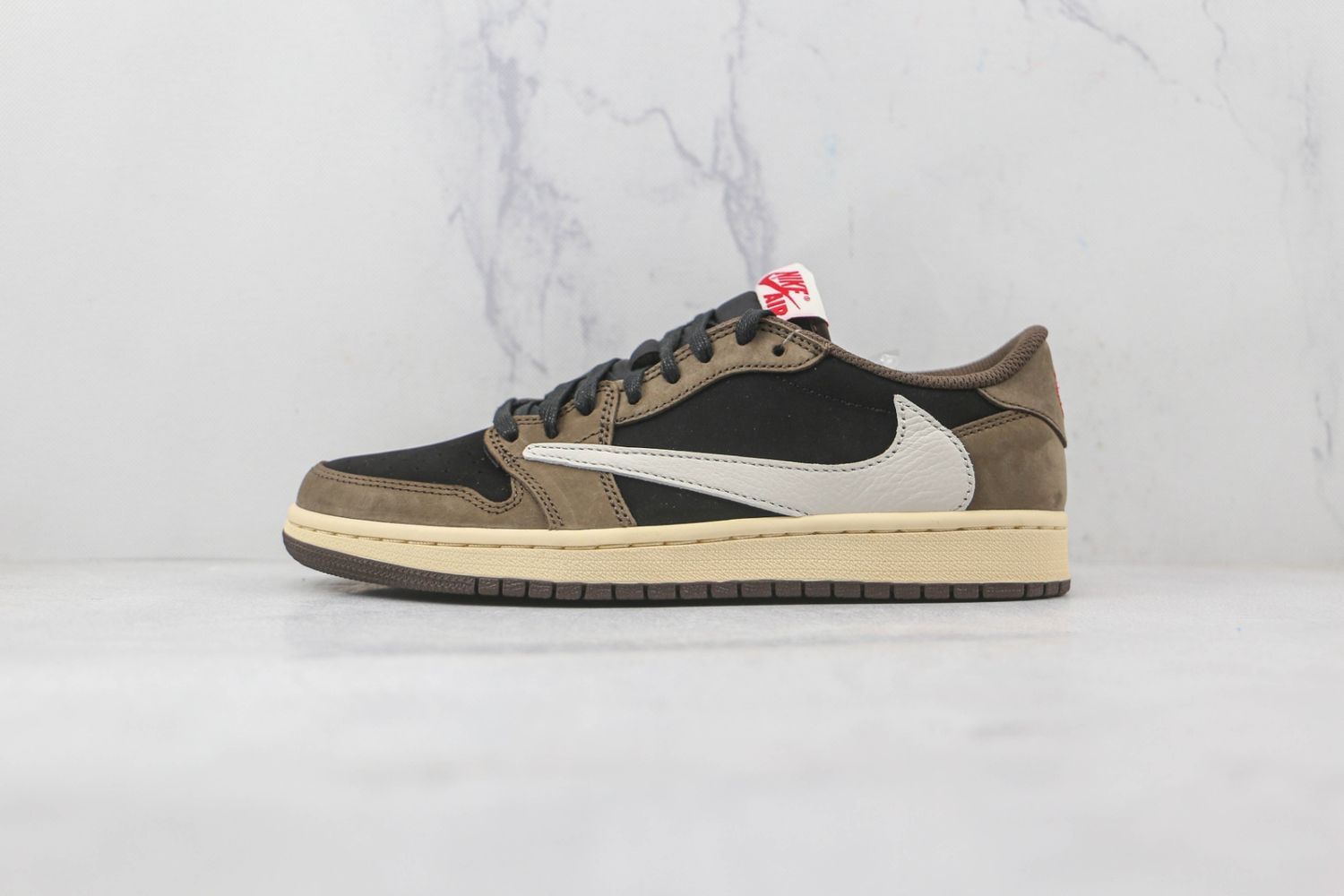 Jordan 1 Retro Low OG SP Travis Scott Mocha