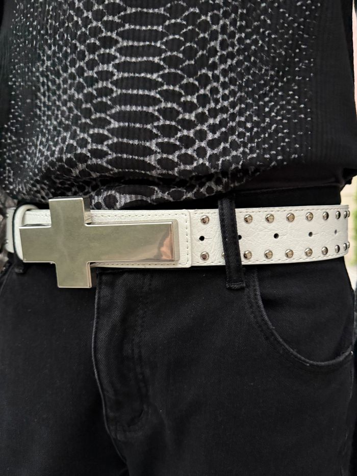 Leather belt white