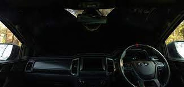 Салхины шилний нарны хаалт 