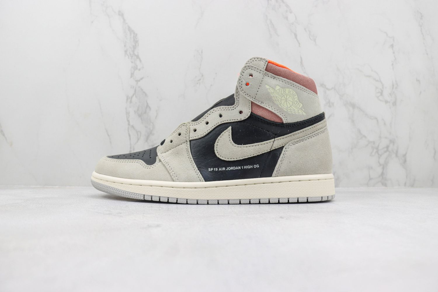 Jordan 1 Retro High Neutral Grey Hyper Crimson