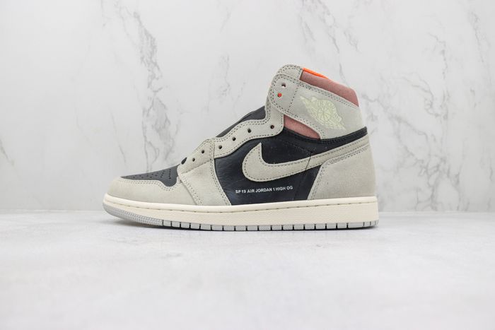 Jordan 1 Retro High Neutral Grey Hyper Crimson