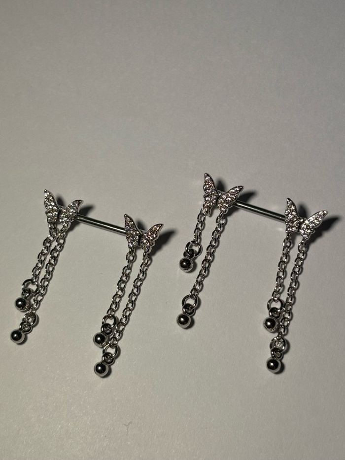 Хөхний ээмэг