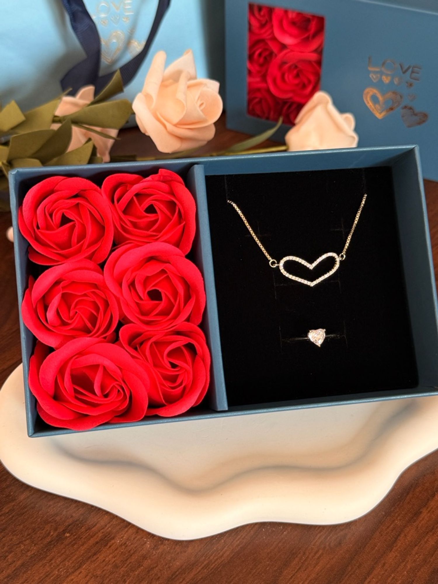 LUM GIFT SET 🌹 #8