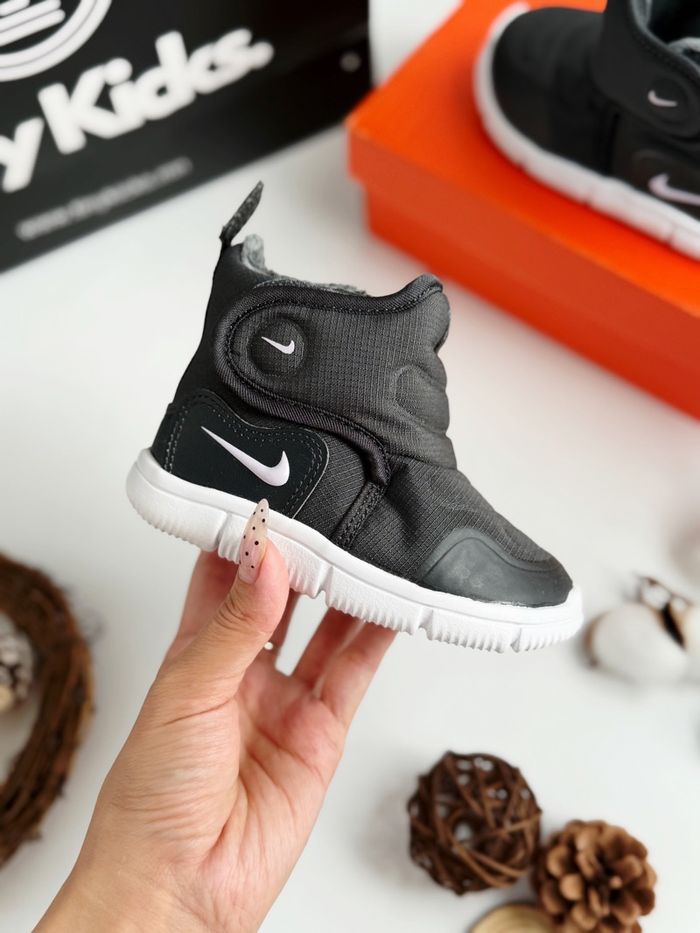 Nike Novice Boot Black