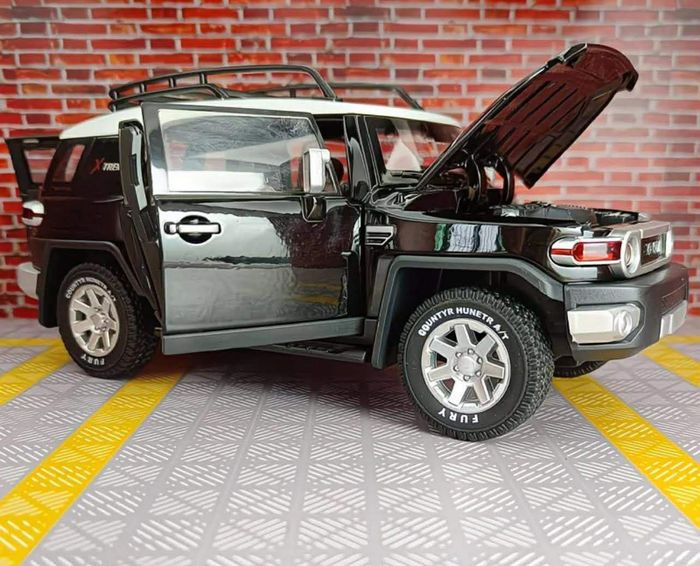 Toyota FJ cruiser Black