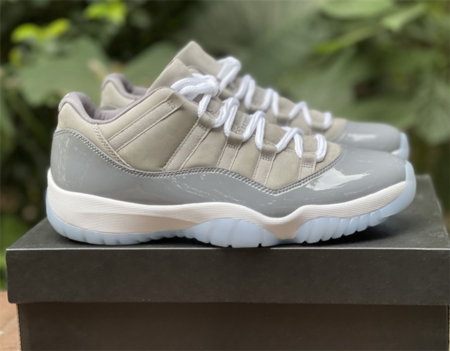 Air Jordan 11 Low “Cool Grey”