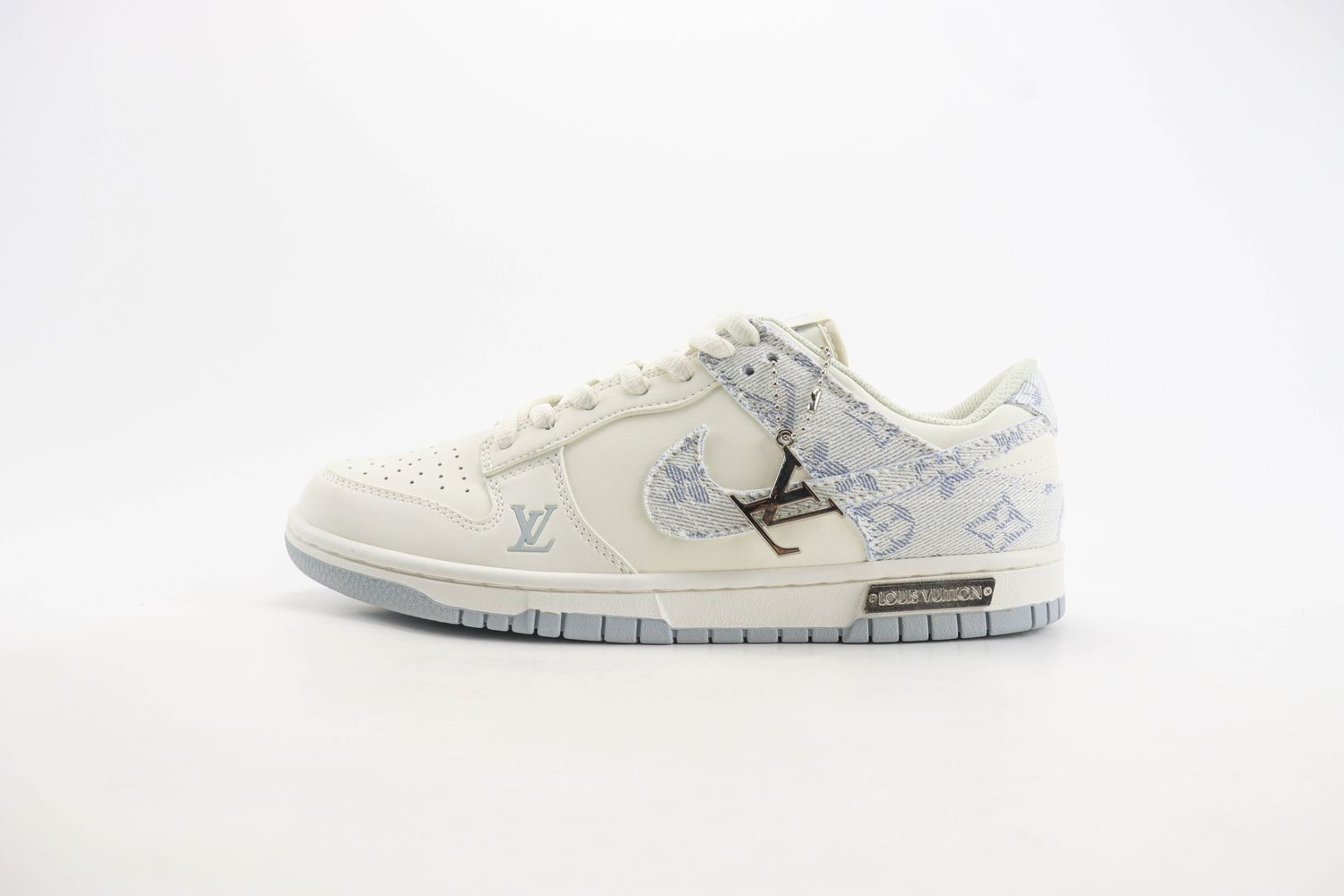 Nike SB Dunk Low x LV 08