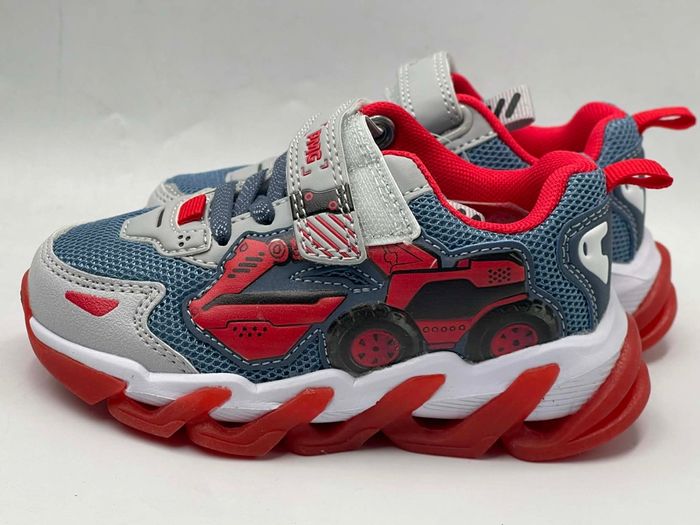 Primigi kids sneakers