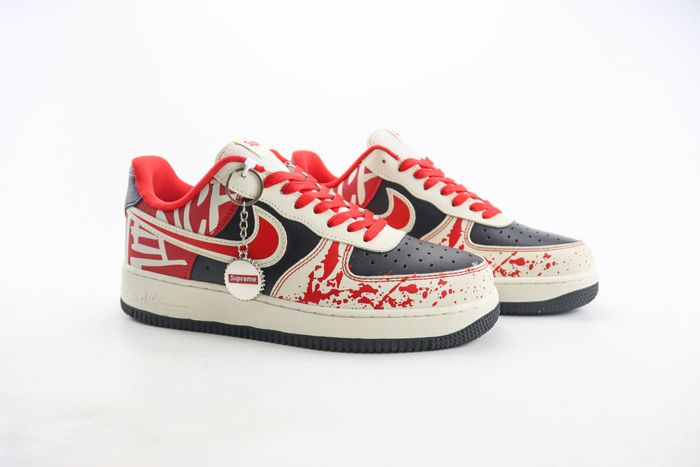 Nike Air Force 1 Low x supreme 28