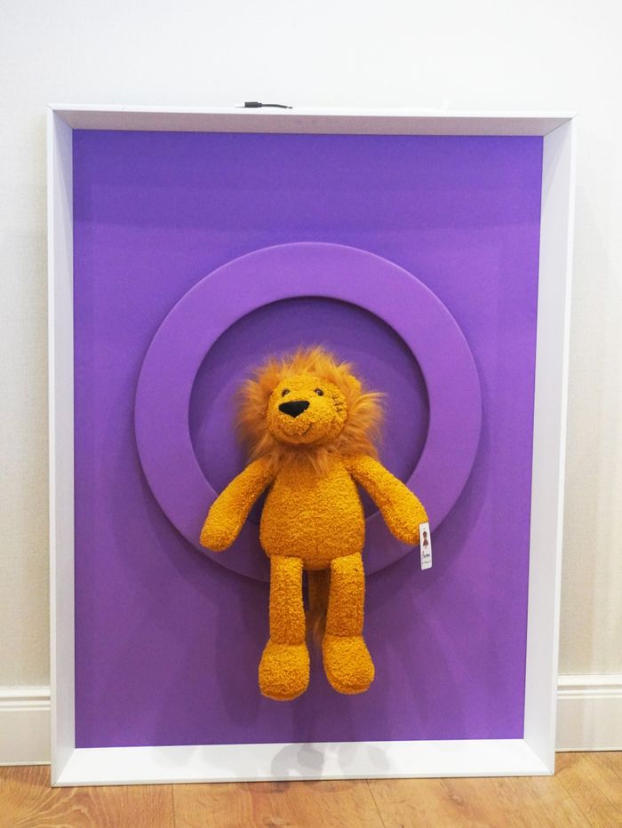 Гэрэлтэй ханын чимэглэл