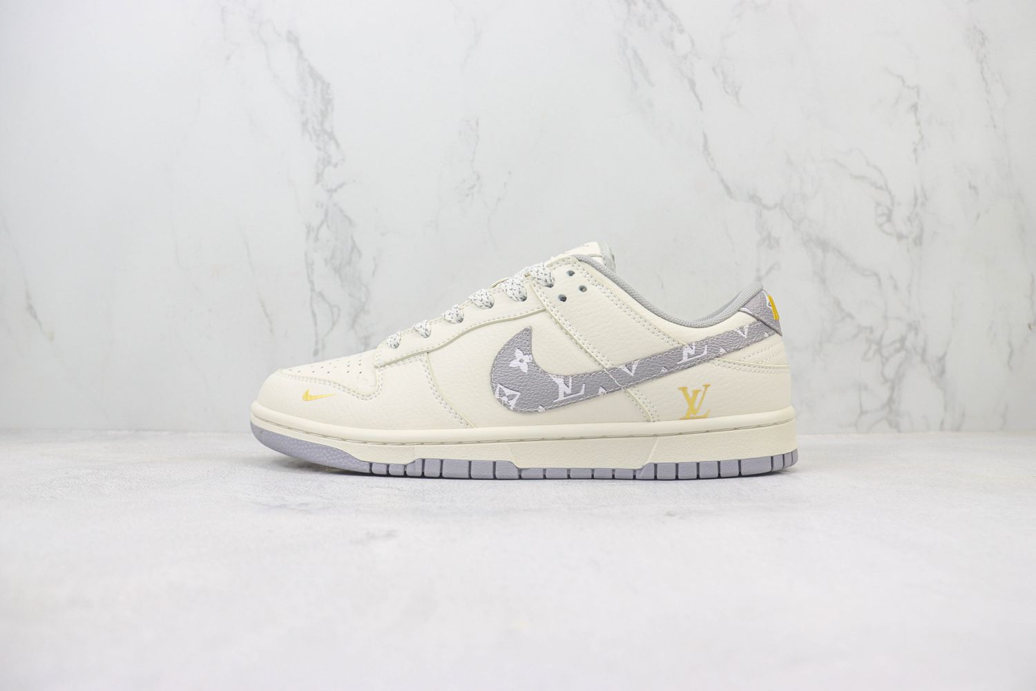 Nk SB Dunk Low x LV 97