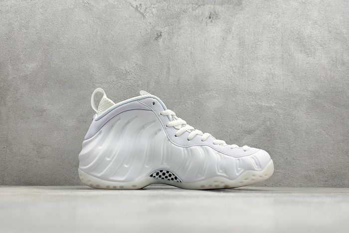 Nike Air Foamposite One Triple White 