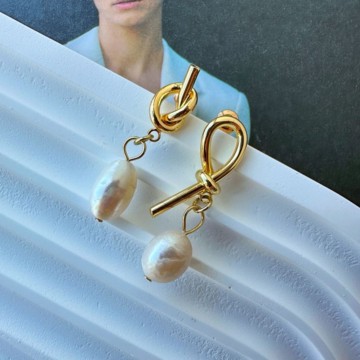 Knot freshwater Pearl