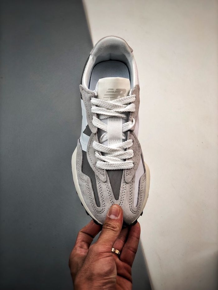 New Balance 327 “White Grey”