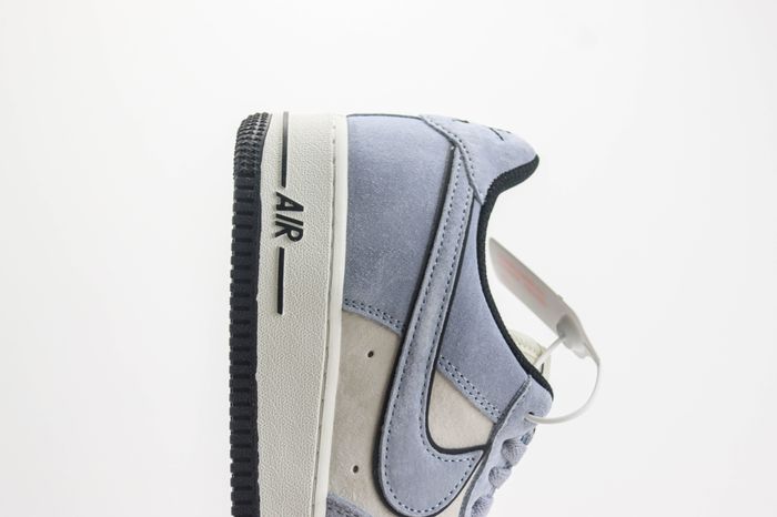 Nike Air Force 1 LOW 179