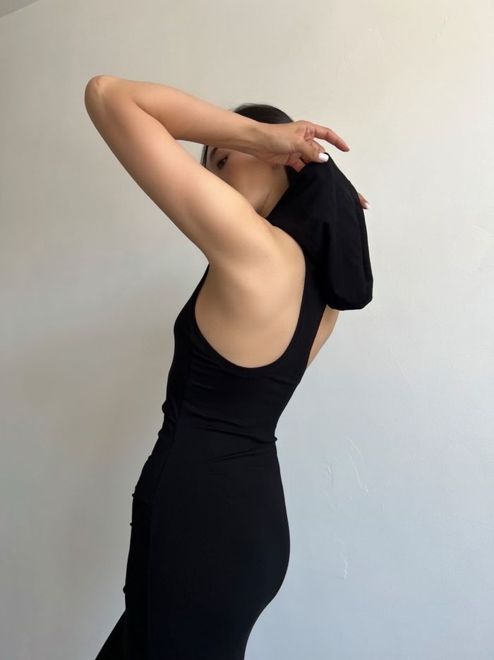 HOODED MAXI DRESS