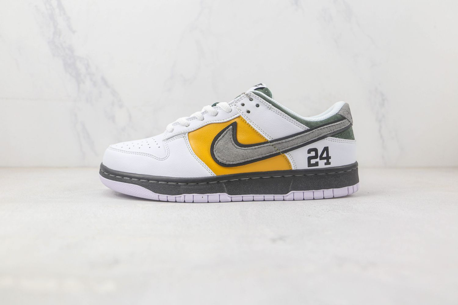 Nike SB Dunk Low ‘Pro Kobe’