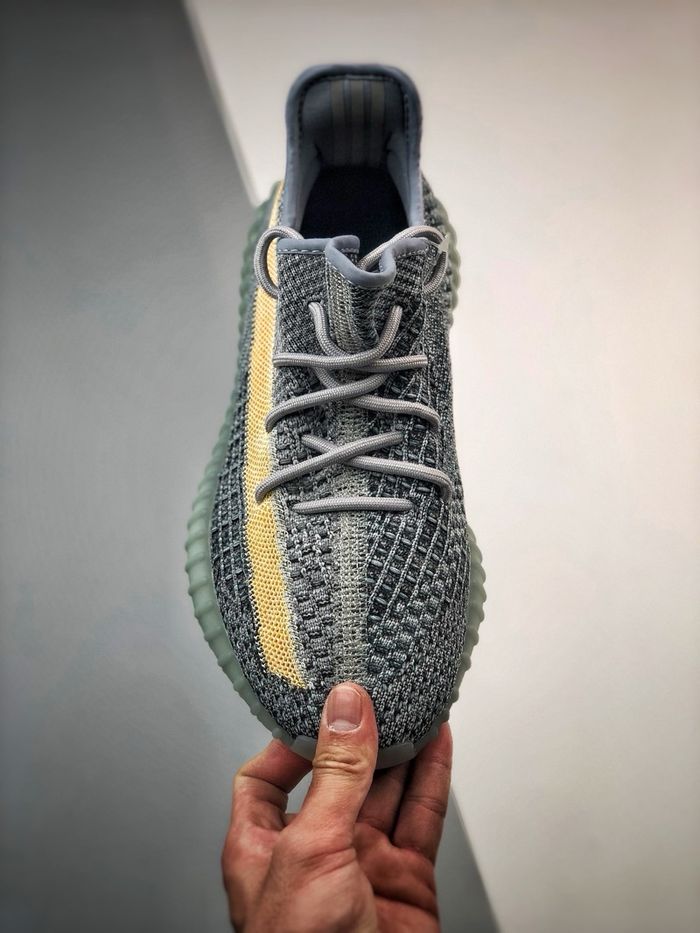 Yeezy 350 Boost V2
