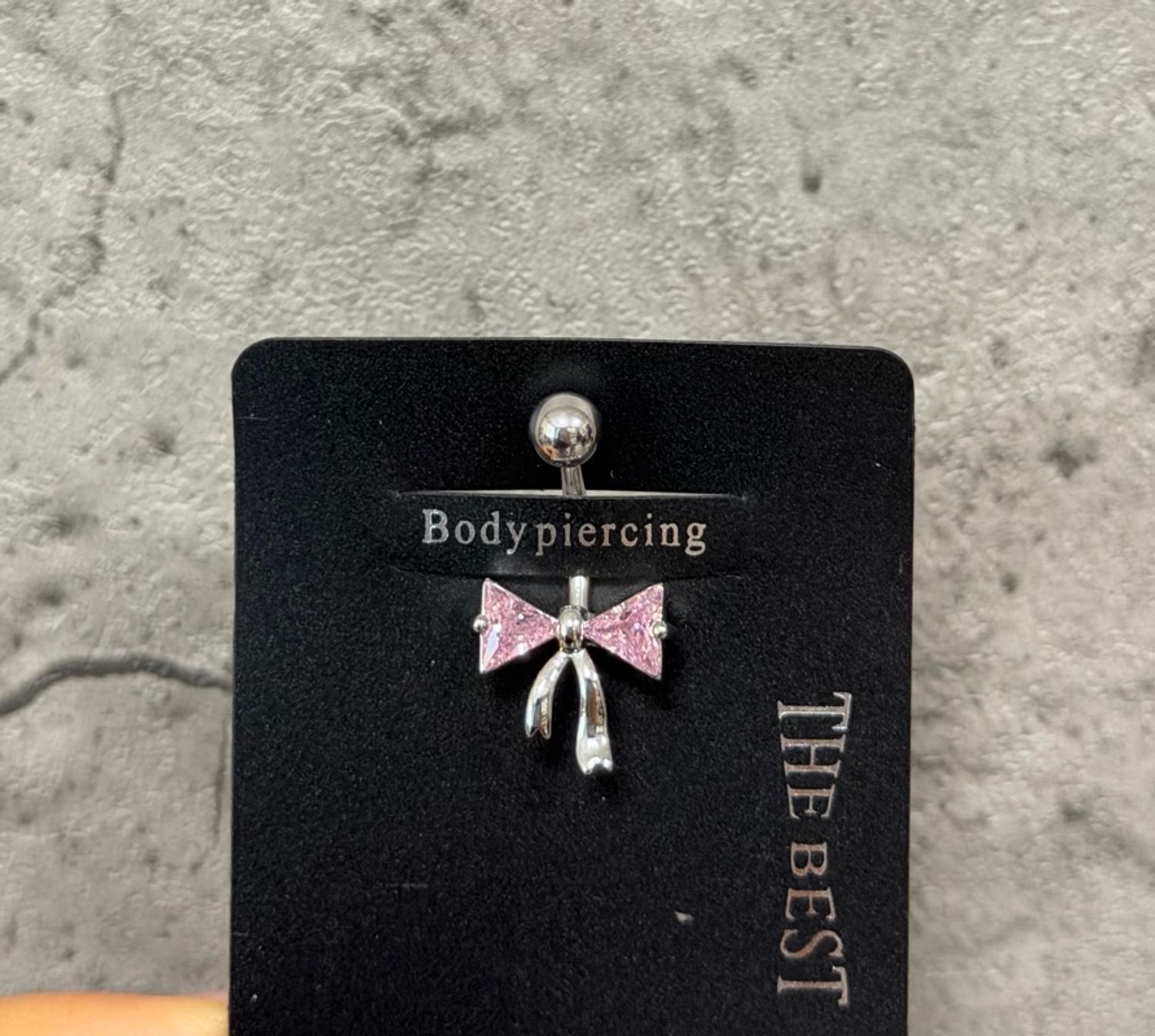 Хүйсний ээмэг 