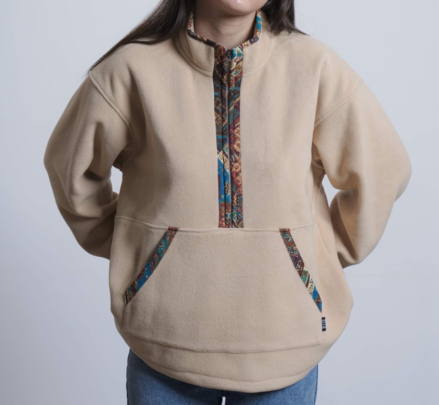 Хагас цахилгаантай цамц-unisex
