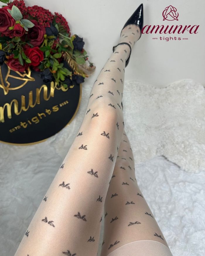 Пантиктай цагаан трико