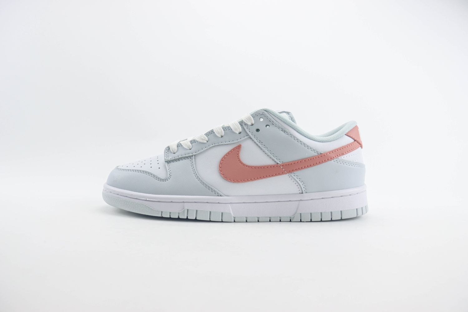 Dunk Low 'Pure Platinum Rose Whisper'