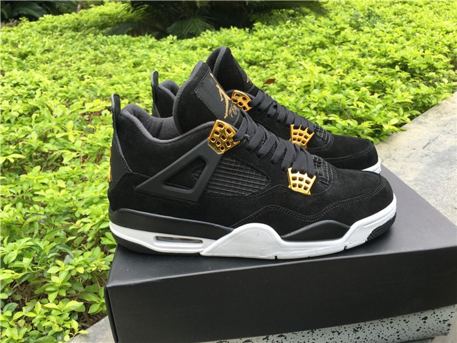 Air Jordan 4 “Black Suede”