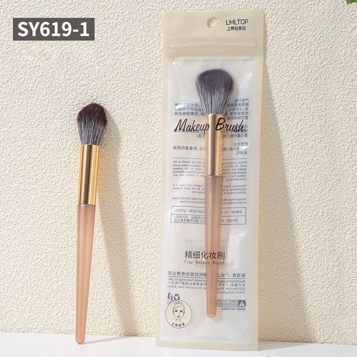 Нүүр будалтын багс  