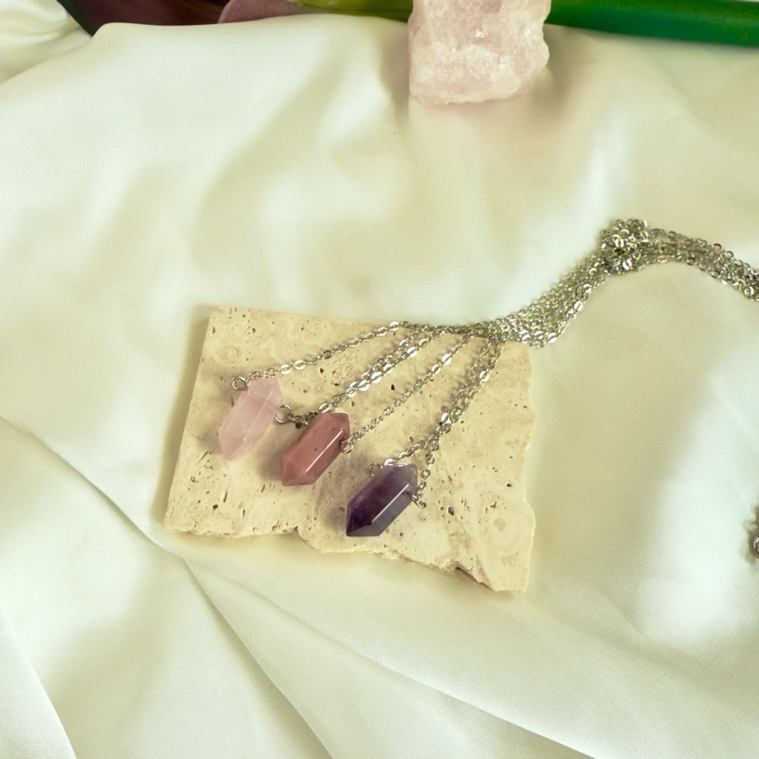 Crystal Point зүүлт