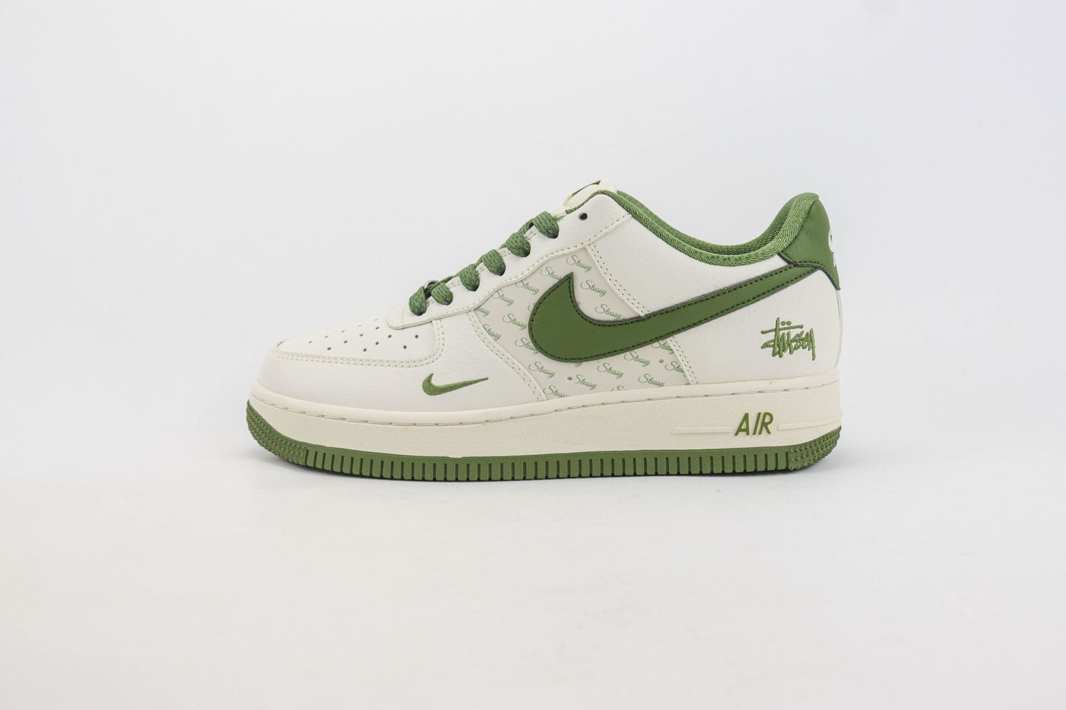 Nike Air Force 1 Low x Stussy 127