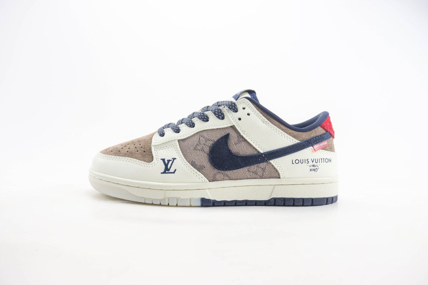  Nike SB Dunk Low LV 02