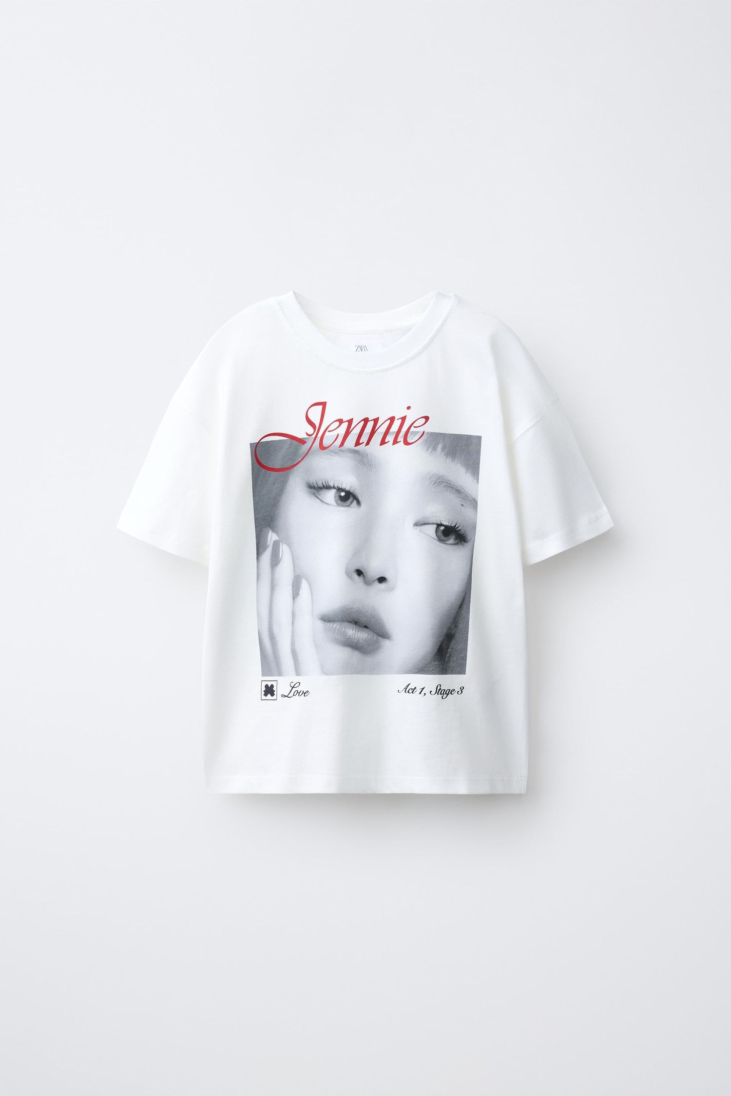 ZARA x JENNIE футболка