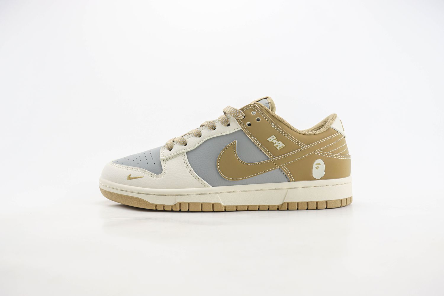 Nike SB Dunk Low x BAPE 05 