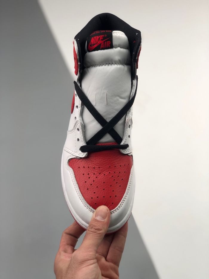 Air Jordan 1 High “Heritage”