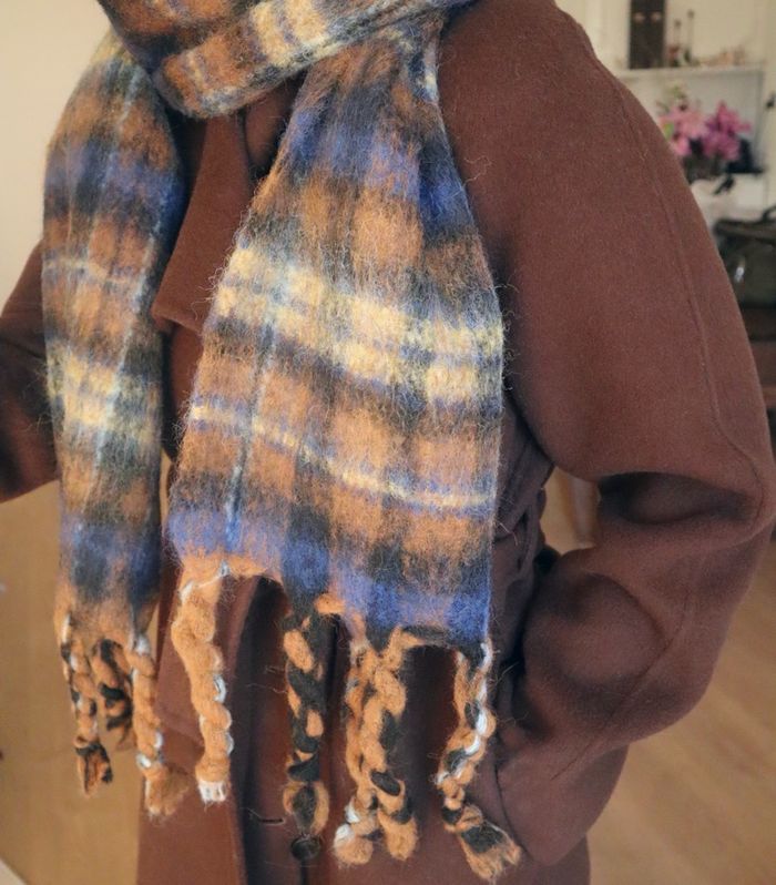 Бэлэн ноосон ороолт