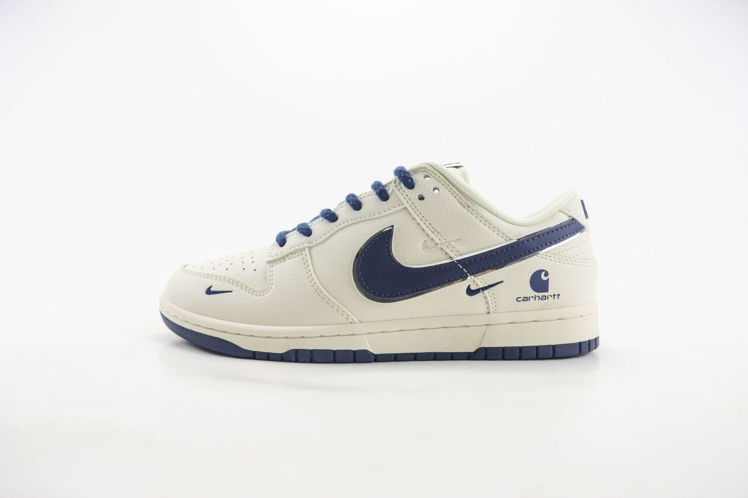 Nike SB Dunk Low x Carhartt 01