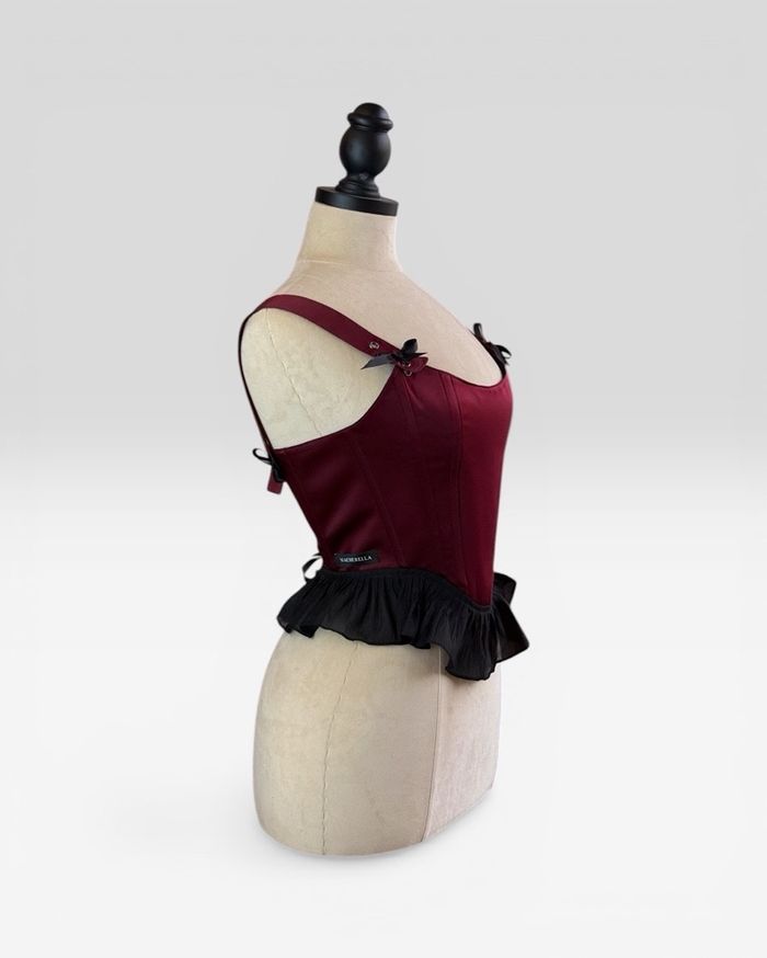 Улаан хүрэн -Full corset