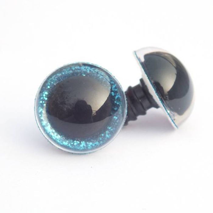 Саатай нүд цэнхэр 