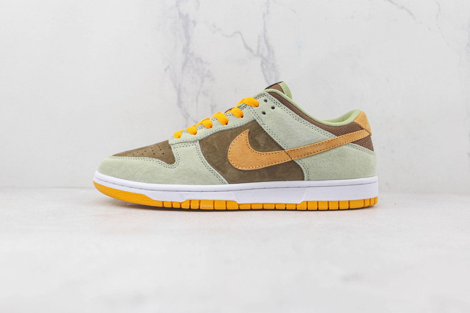Nike Dunk Low Dusty Olive 